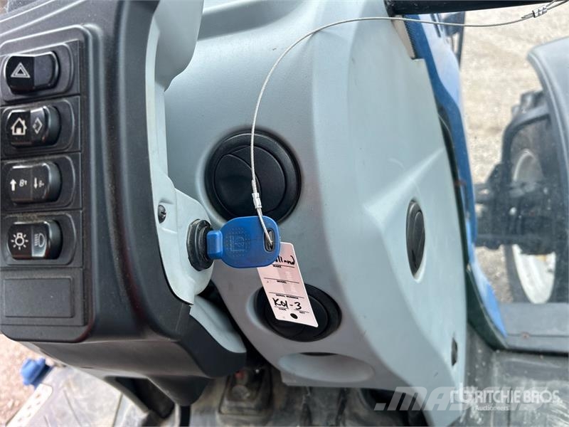 New Holland T5.110 4WD Tractor 트랙터