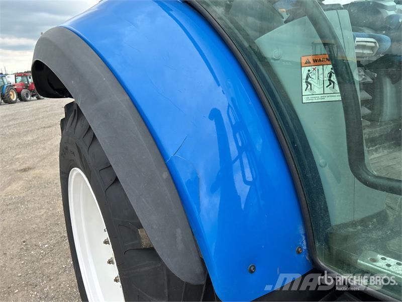New Holland T5.110 4WD Tractor 트랙터