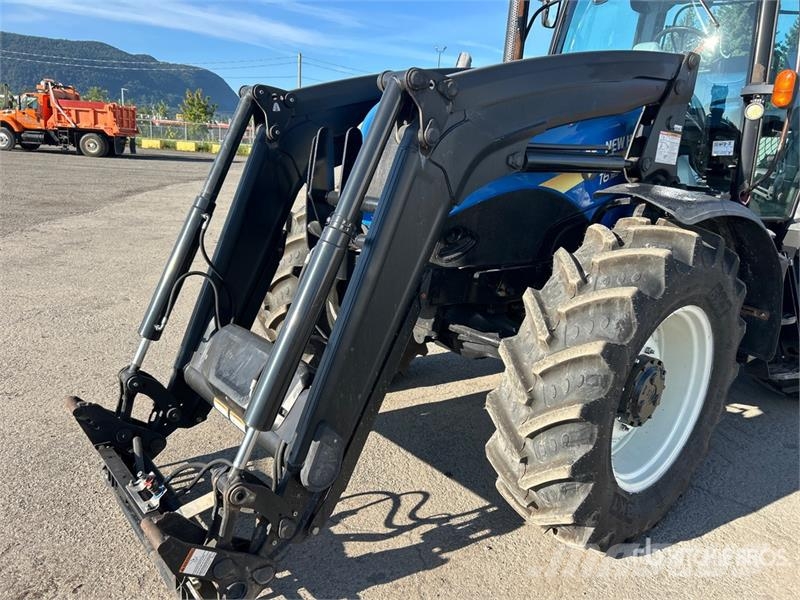 New Holland T6.165 4WD Tractor Tractors