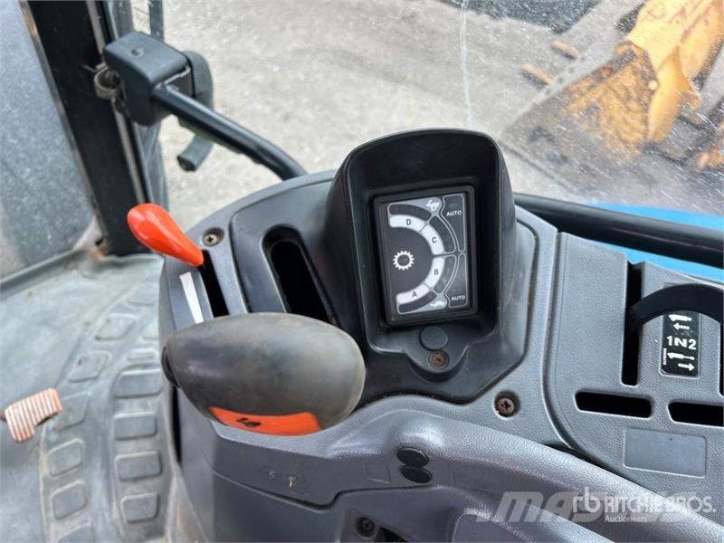 New Holland T6020 Traktoriai