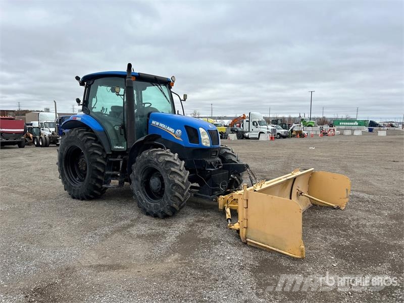 New Holland T6020 Traktoriai
