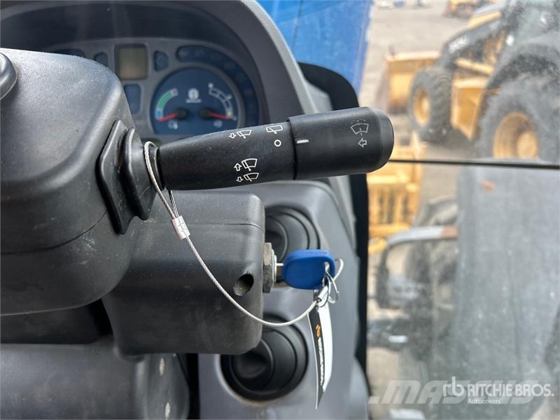 New Holland T6020 Traktoriai