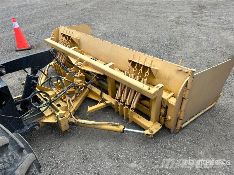 New Holland T6020 Traktoriai