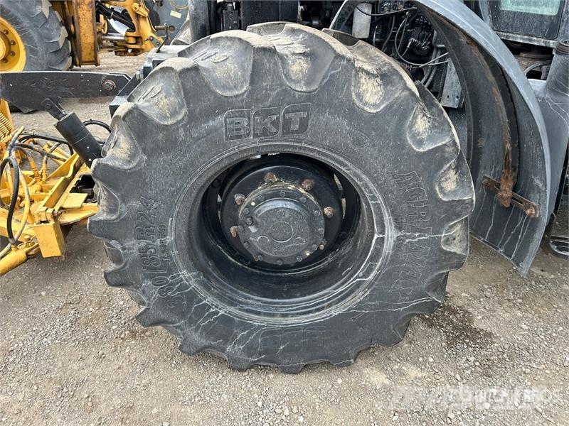 New Holland T6020 Traktoriai