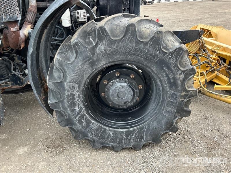 New Holland T6020 Traktoriai