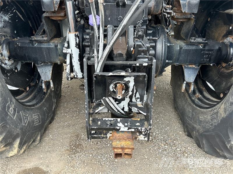 New Holland T6020 Traktoriai