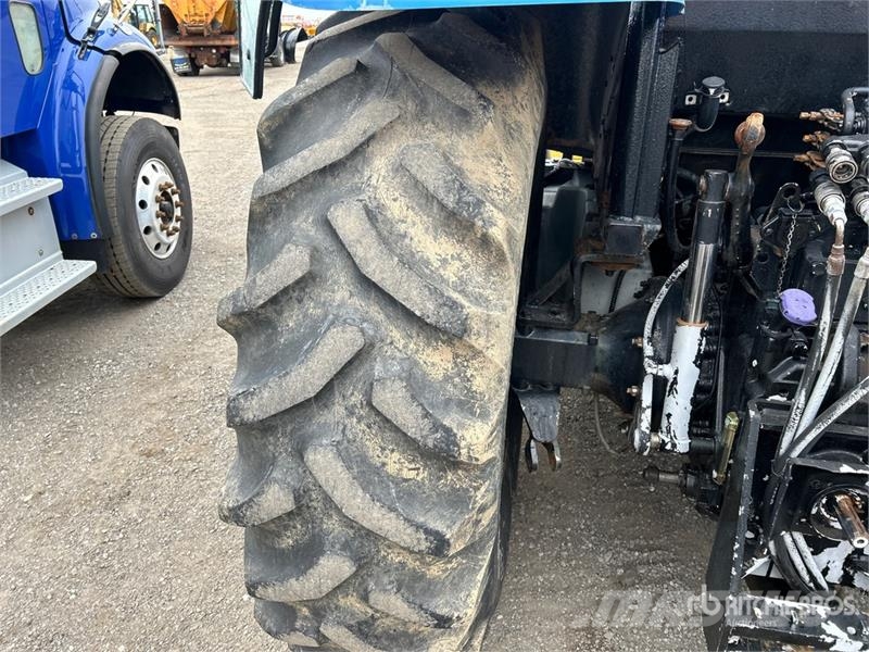 New Holland T6020 Traktoriai