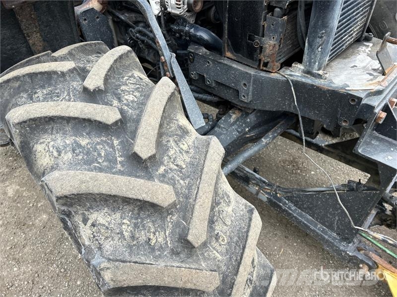New Holland T6020 Traktoriai
