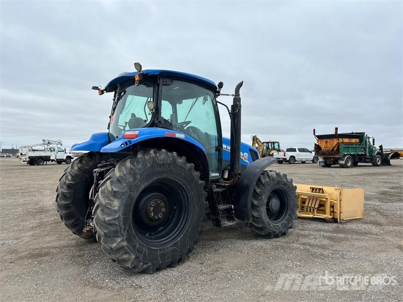 New Holland T6020 Traktoriai
