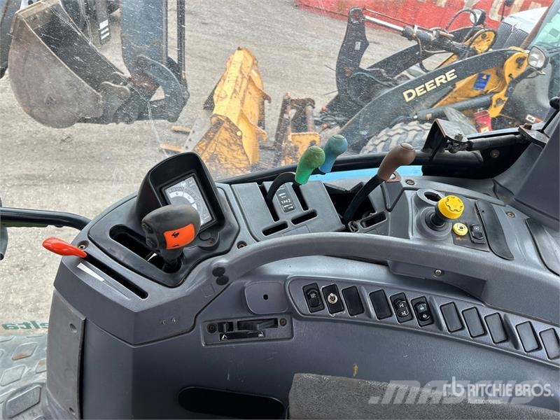 New Holland T6020 Traktoriai