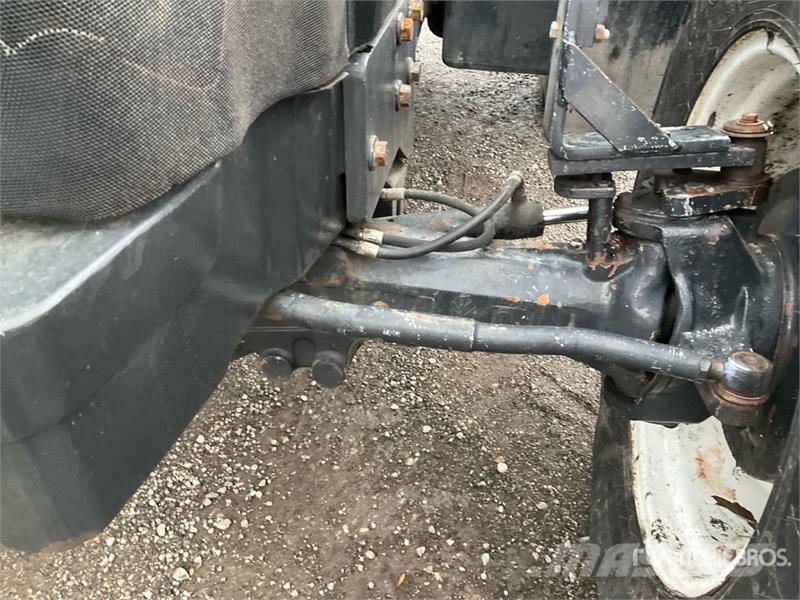 New Holland TM150 Traktorid