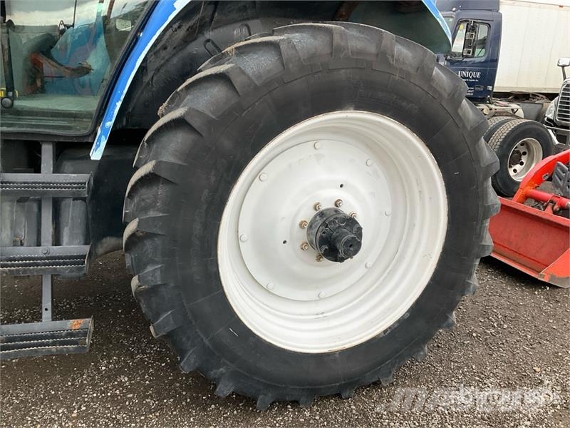 New Holland TM150 Traktorid