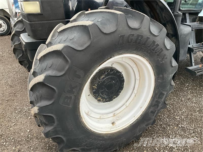 New Holland TM150 Traktorid