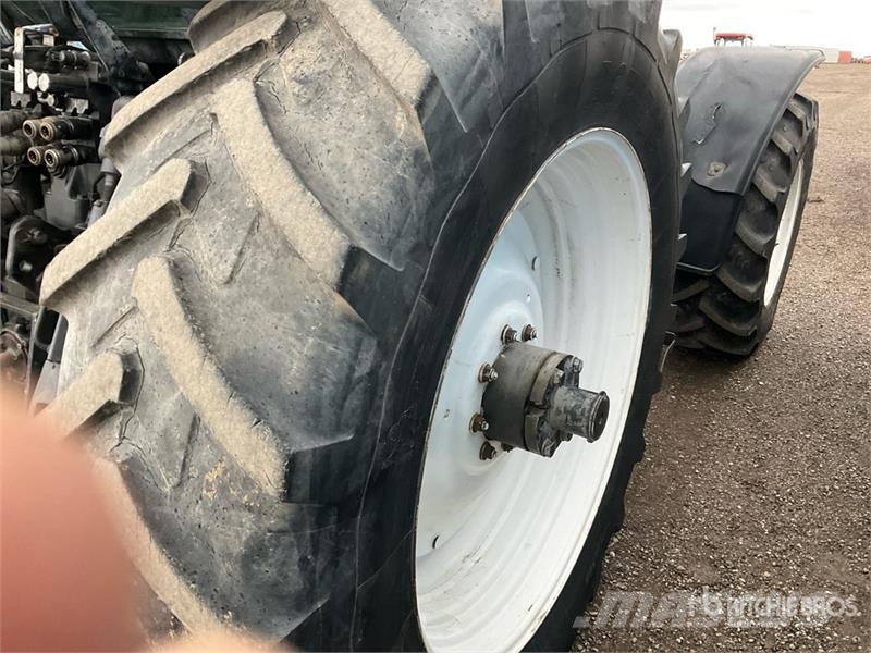 New Holland TM150 Traktorid