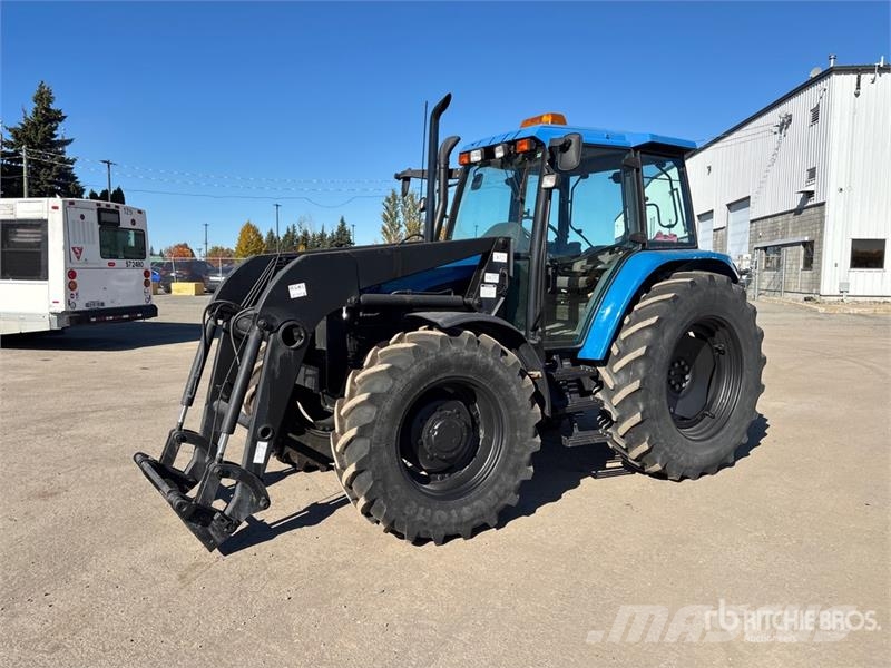 New Holland TS110 الجرارات