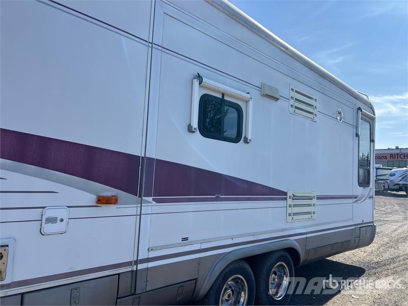 Newmar KountryAire T/A Travel Trailer Altri rimorchi