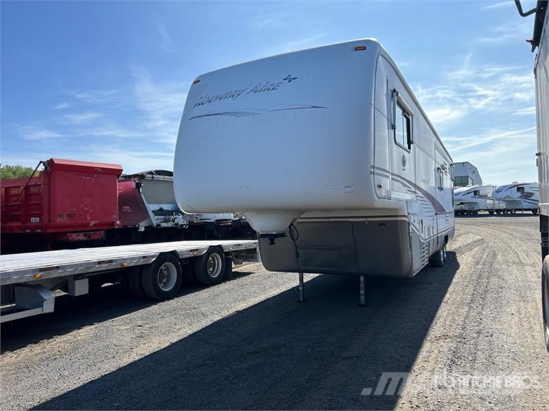 Newmar KountryAire T/A Travel Trailer Altri rimorchi