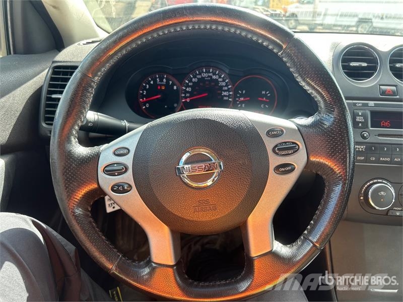 Nissan Altima 2.5S Automobile Cars