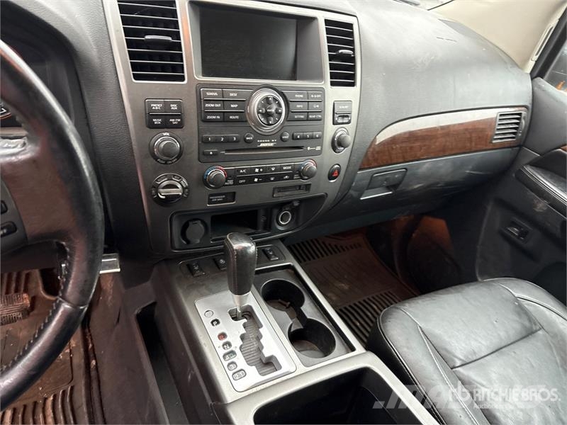 Nissan Armada PKWs