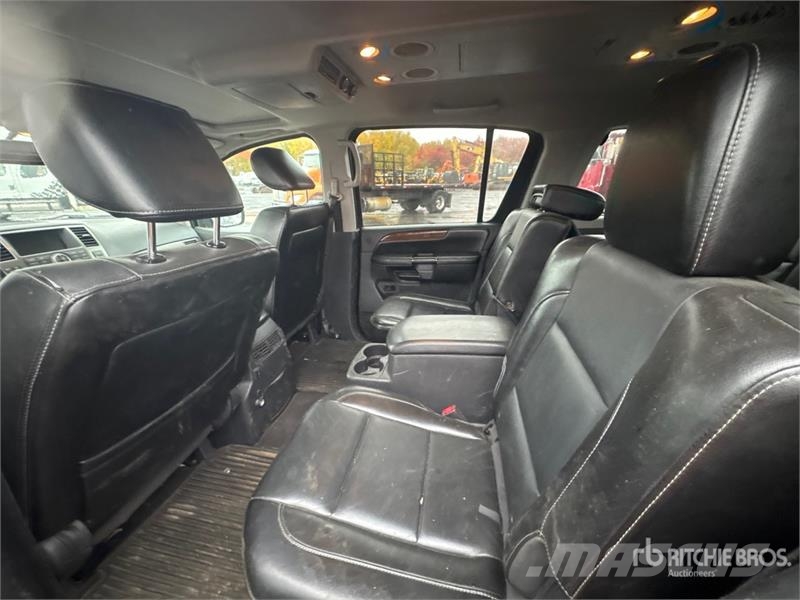 Nissan Armada PKWs