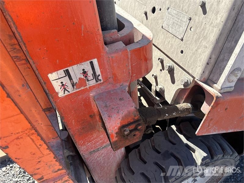 Nissan CPF02A2 5V 4100 lb Cushion Tire Forklift Heftrucks overige