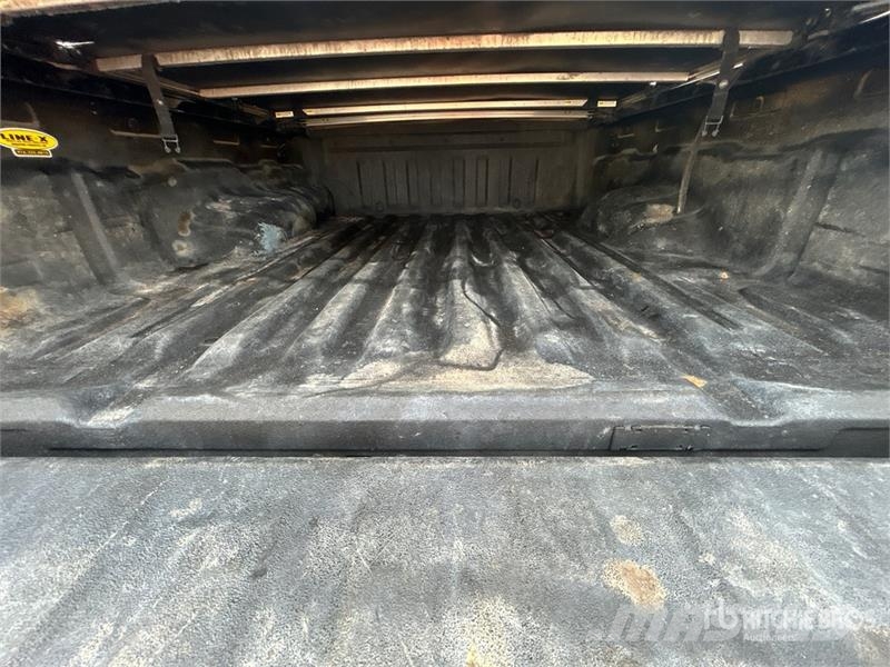 Nissan Frontier 4x2 Extended Cab Pickup Other