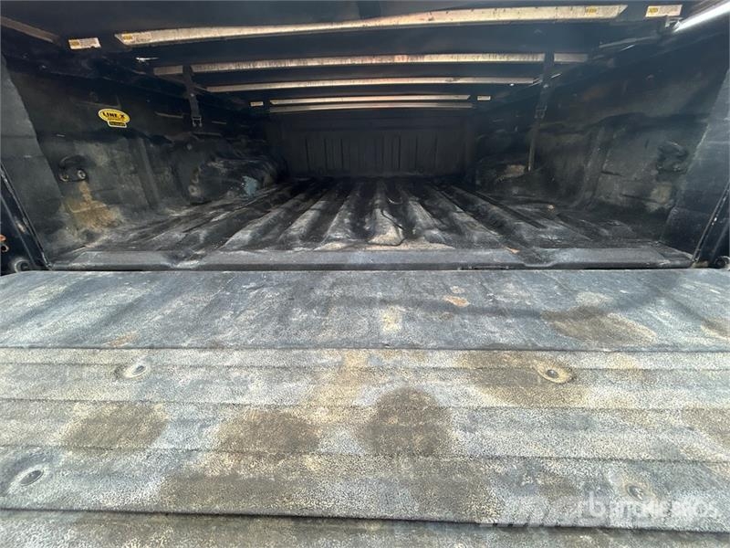 Nissan Frontier 4x2 Extended Cab Pickup Other