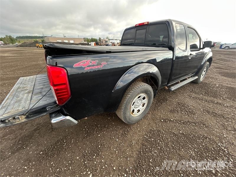 Nissan Frontier 4x2 Extended Cab Pickup Other