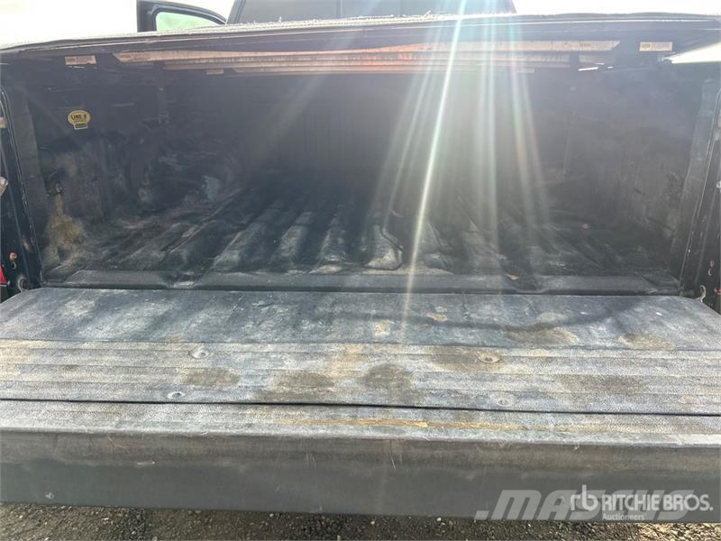 Nissan Frontier 4x2 Extended Cab Pickup Other