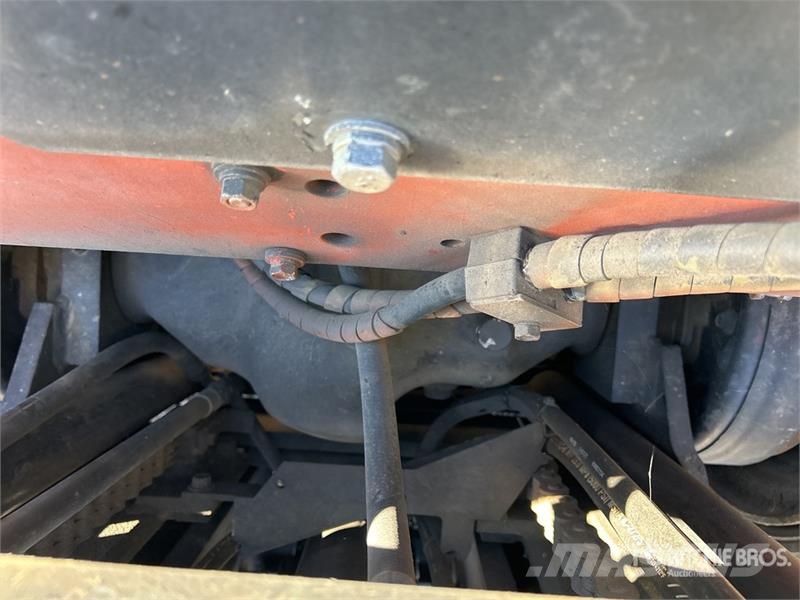 Nissan PF60DFMUG1F2A30D 5400 lb Cushion Tire Forklift Viličarji - drugo