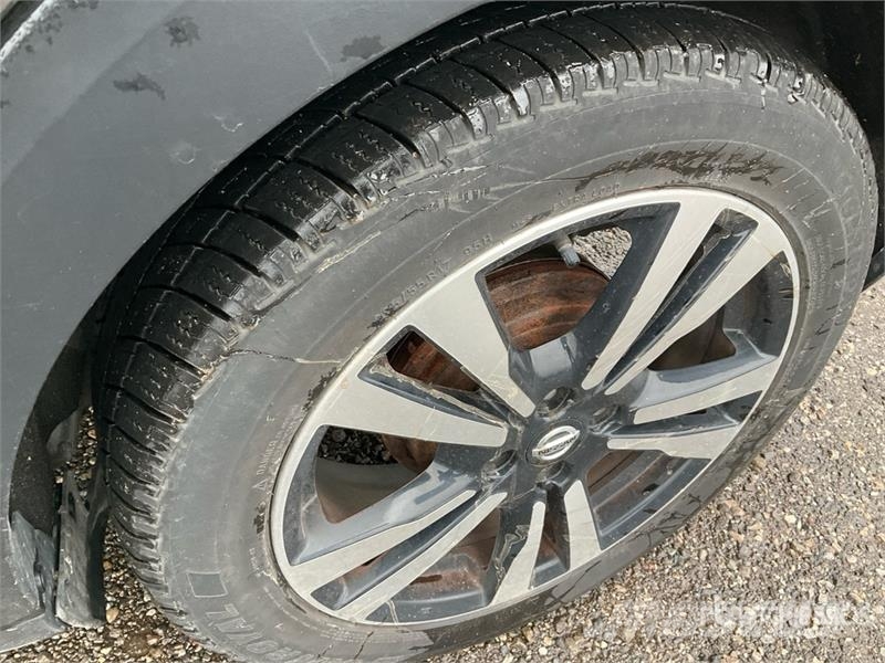 Nissan REBUILT Kicks SR 2WD SUV Sõiduautod