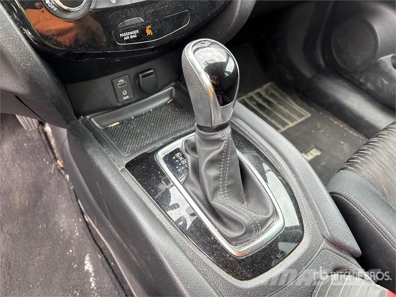 Nissan Rogue AWD SUV Personbiler