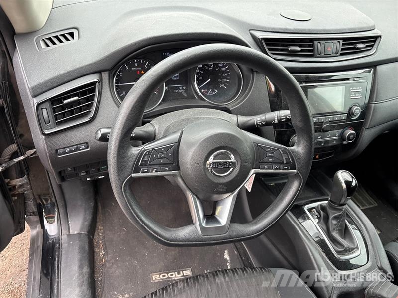 Nissan Rogue AWD SUV Personbiler