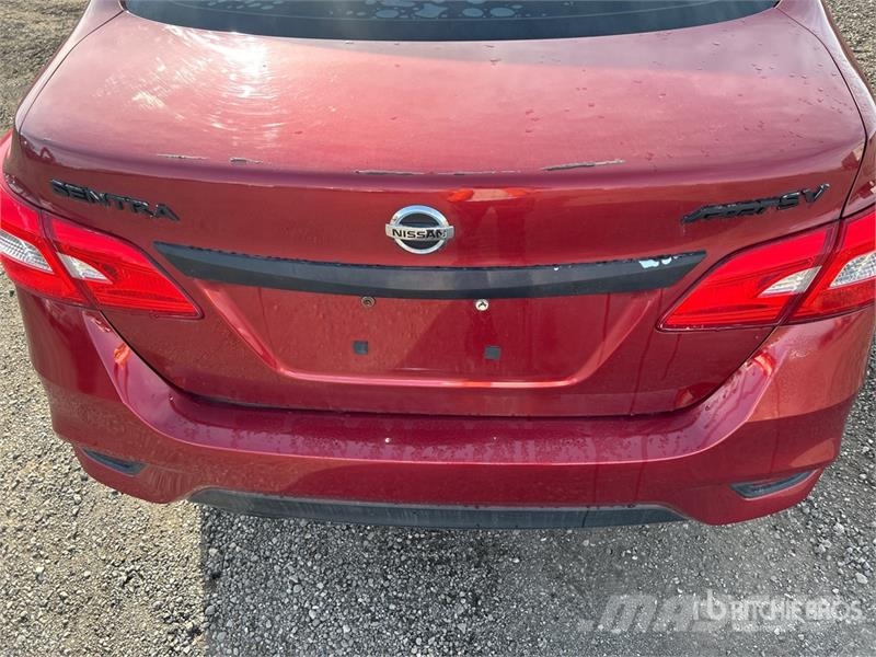 Nissan SALVAGE Sentra Automobile Avtomobili