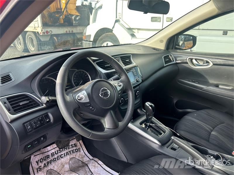 Nissan SALVAGE Sentra Automobile Avtomobili
