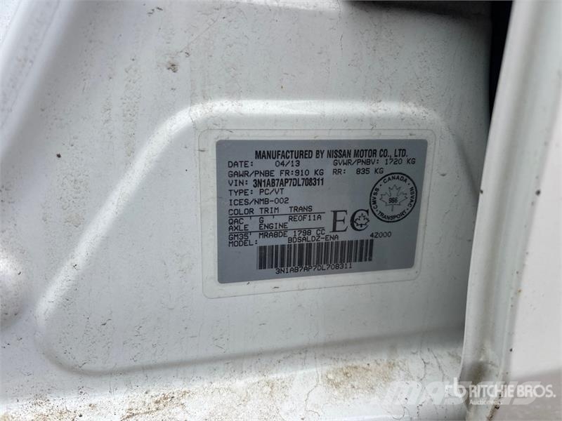 Nissan Sentra Automobile (Inoperable) Kistehergépjárművek