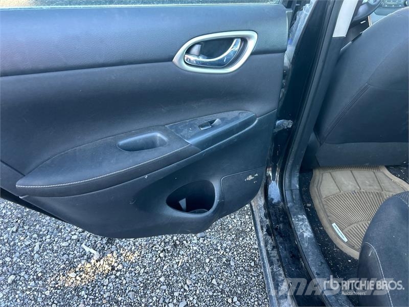 Nissan Sentra Automobile (Inoperable) Cars