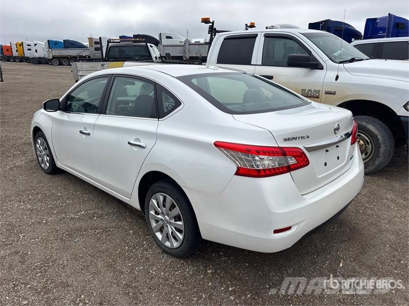 Nissan Sentra Automobile (Inoperable) Kistehergépjárművek