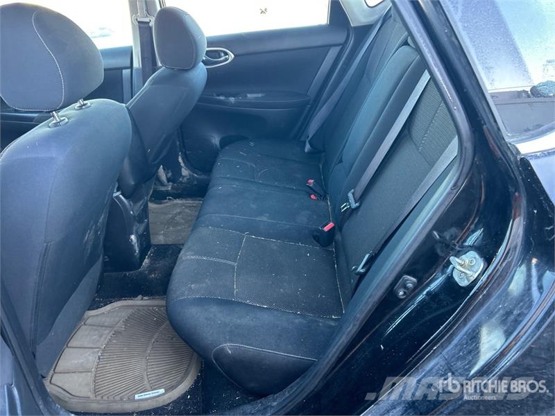 Nissan Sentra Automobile (Inoperable) Cars