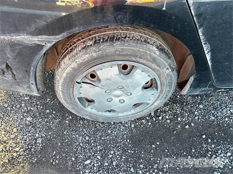 Nissan Sentra Automobile (Inoperable) Cars