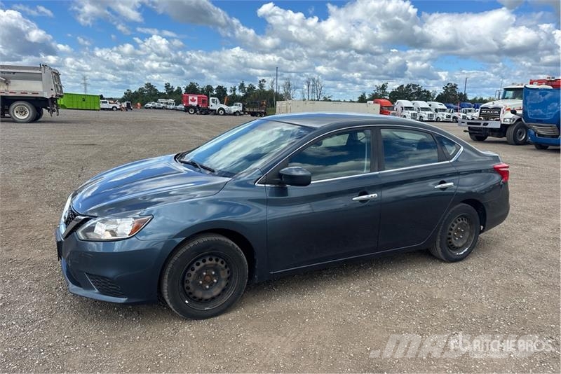 Nissan Sentra S SV Automobile Carros