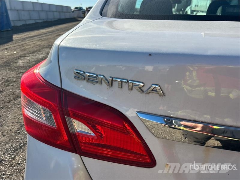 Nissan Sentra SV Automobile Automobili