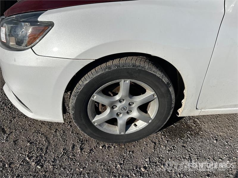 Nissan Sentra SV Automobile Automobili