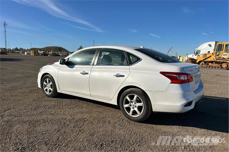Nissan Sentra SV Automobile Automobili