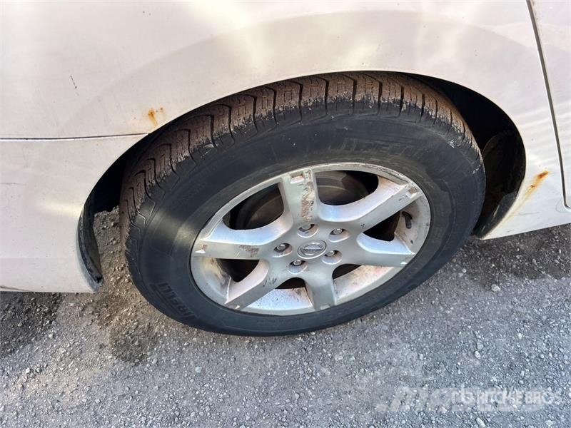 Nissan Sentra SV Automobile Automobili