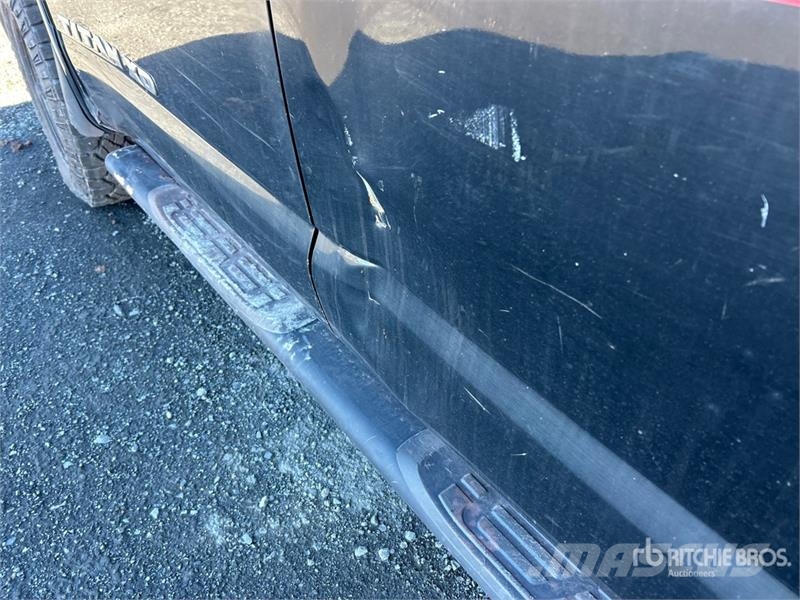 Nissan Titan 4x4 Crew Cab Pickup (Inoperable) Anders