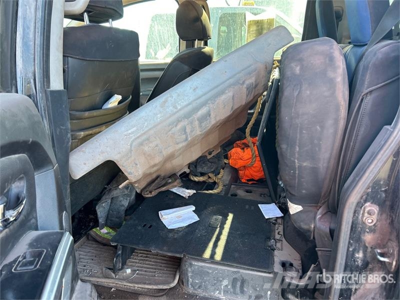 Nissan Titan 4x4 Crew Cab Pickup (Inoperable) Anders
