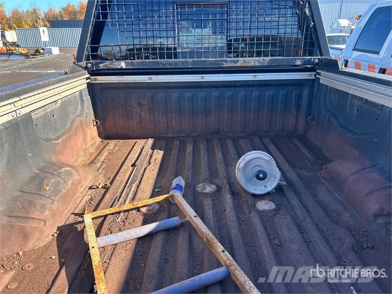 Nissan Titan 4x4 Crew Cab Pickup (Inoperable) Anders