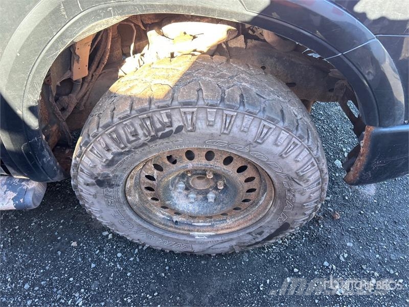 Nissan Titan 4x4 Crew Cab Pickup (Inoperable) Anders