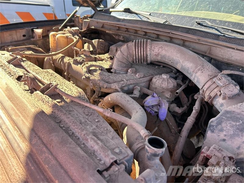 Nissan Titan 4x4 Crew Cab Pickup (Inoperable) Anders